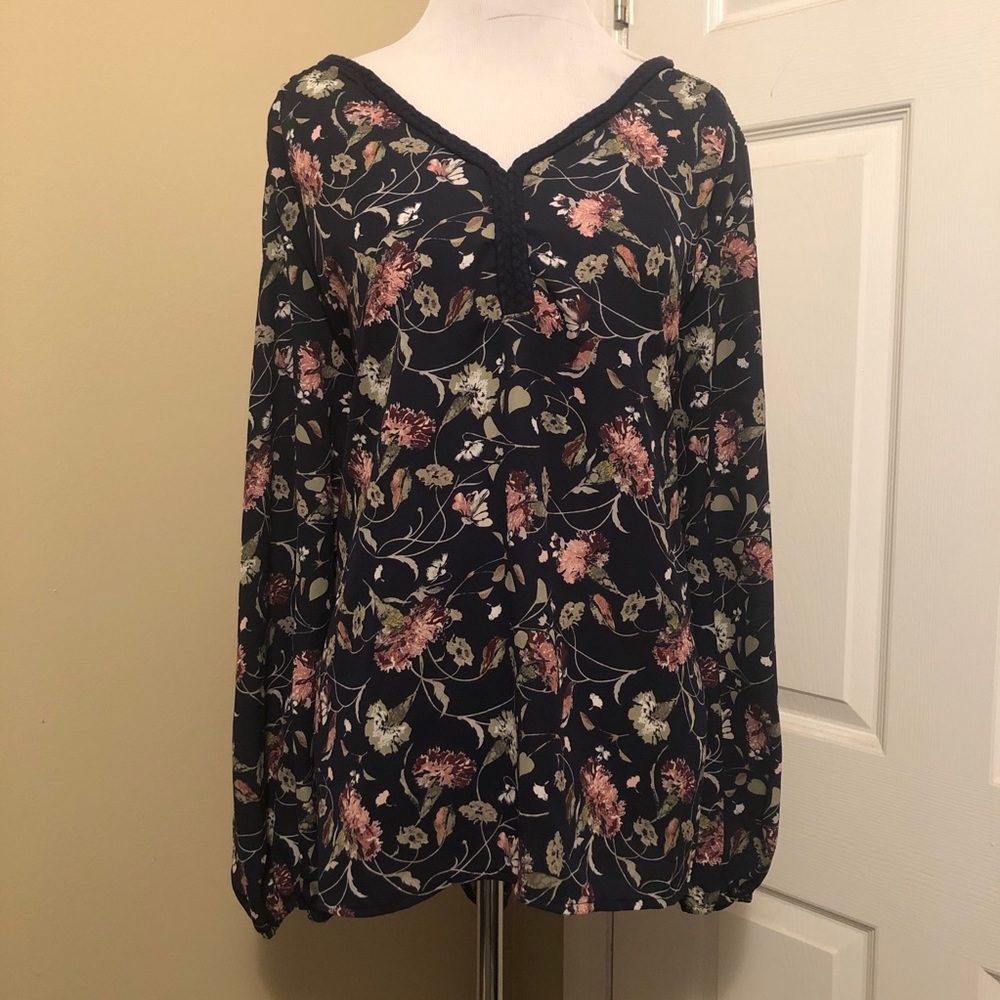 Floral blouse plus size